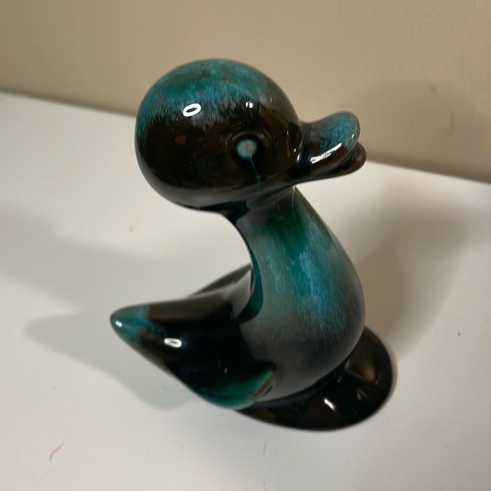 🦆 Vintage Blue Mountain Pottery Duck Figurines - Picture 7 of 9